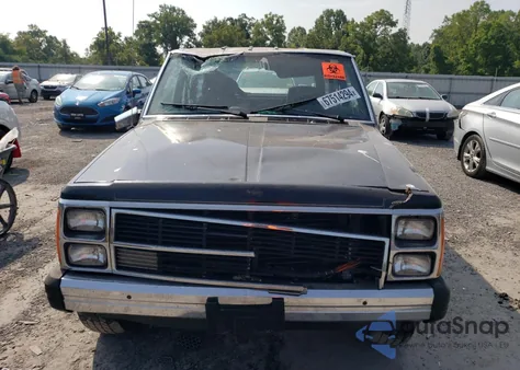 1987 Jeep Wagoneer from USA, damaged, VIN 1JCMR7518HT063048